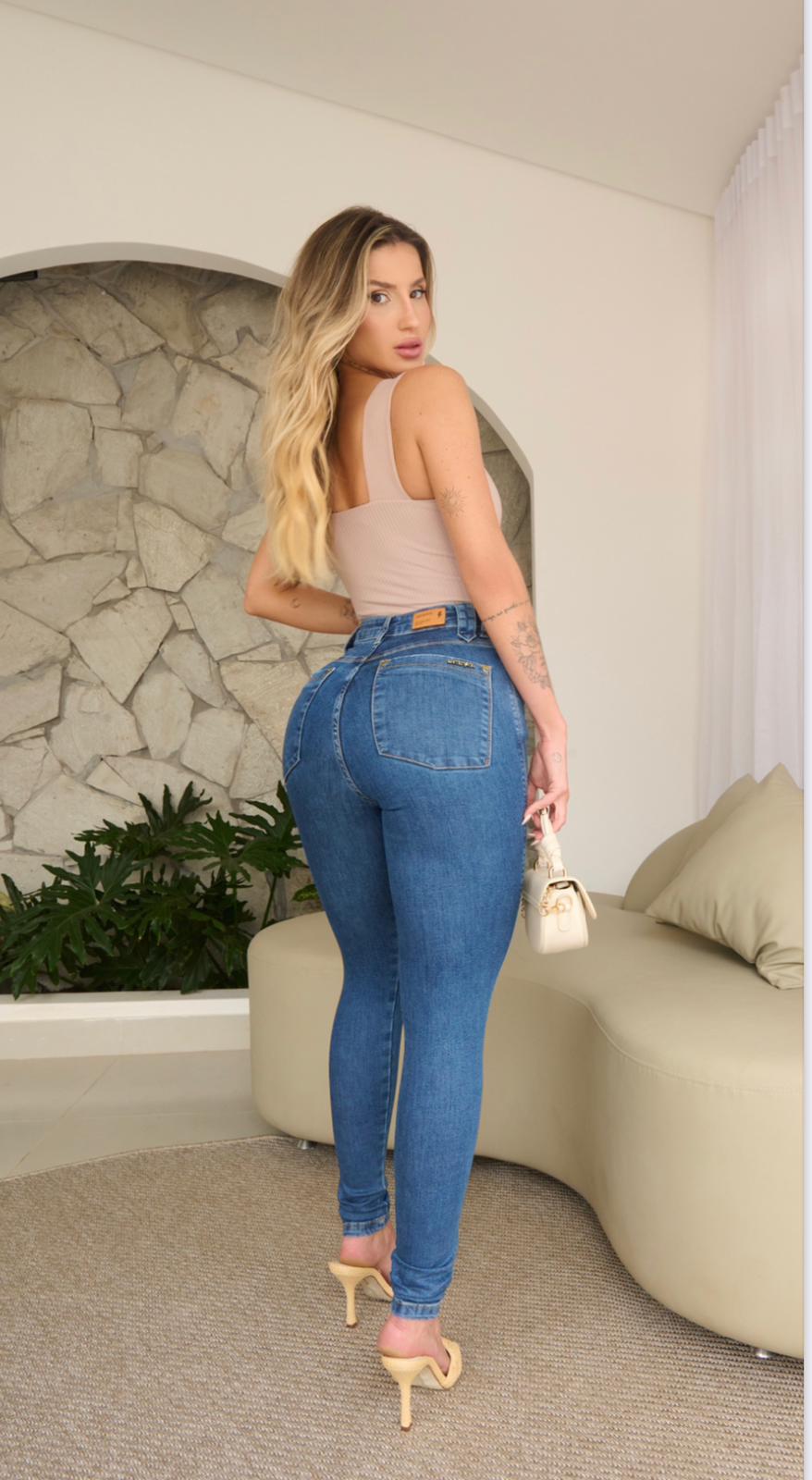 High-Waisted Skinny Stretch Jeans