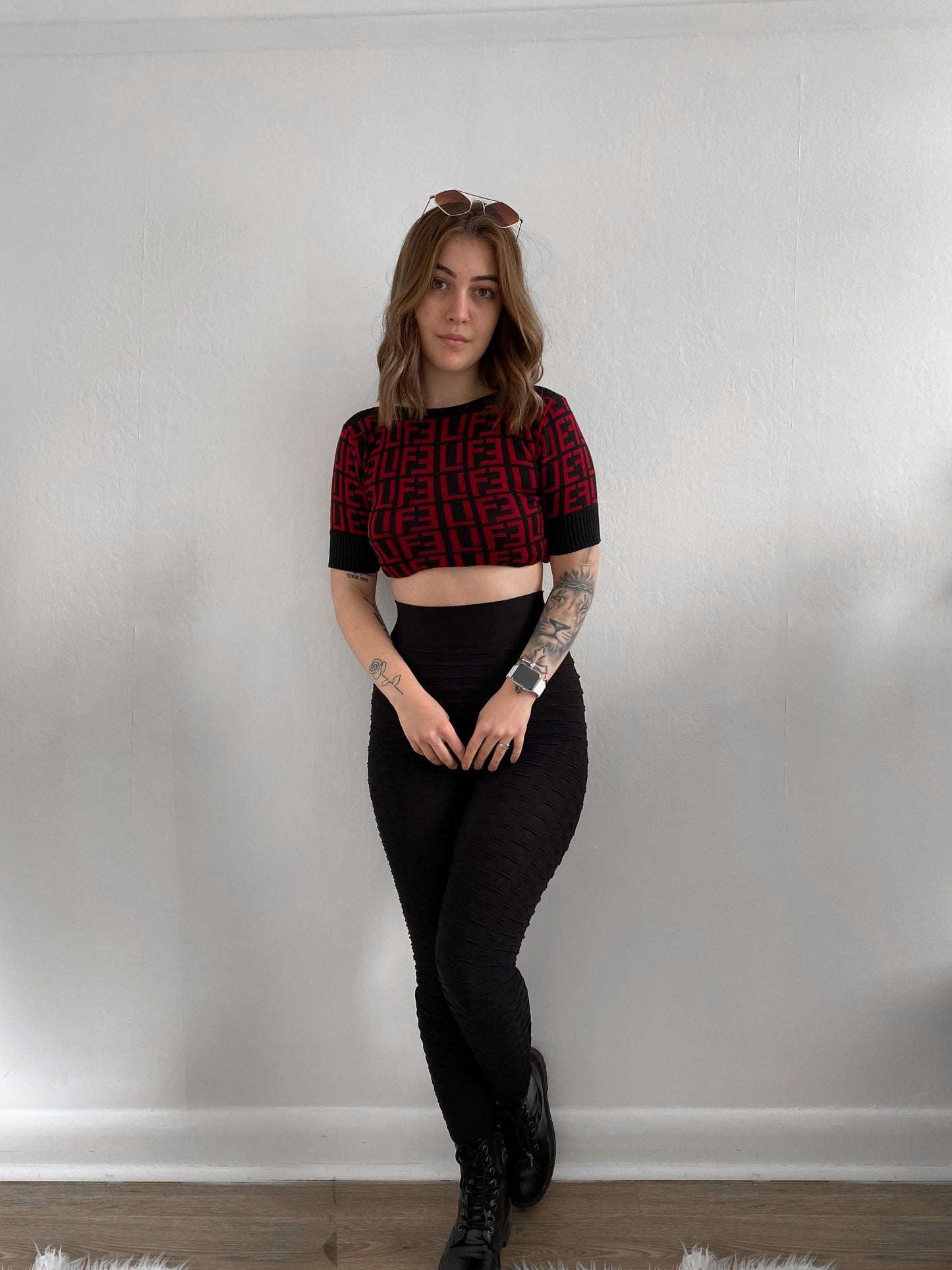 KNIT CROPPED